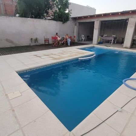 Habitacion Privada En Casa Particular Con Bano Y Espacios En Comun Compartidos- Precios Para 2 Personas 13000 Pesos Argentinos - 1 Persona 7500 Por Noche Concordia Εξωτερικό φωτογραφία